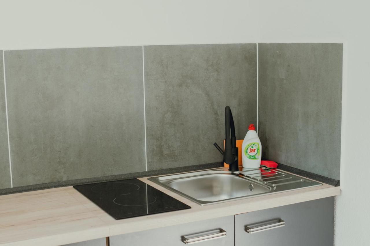 Apartman Emily Брезно Екстериор снимка